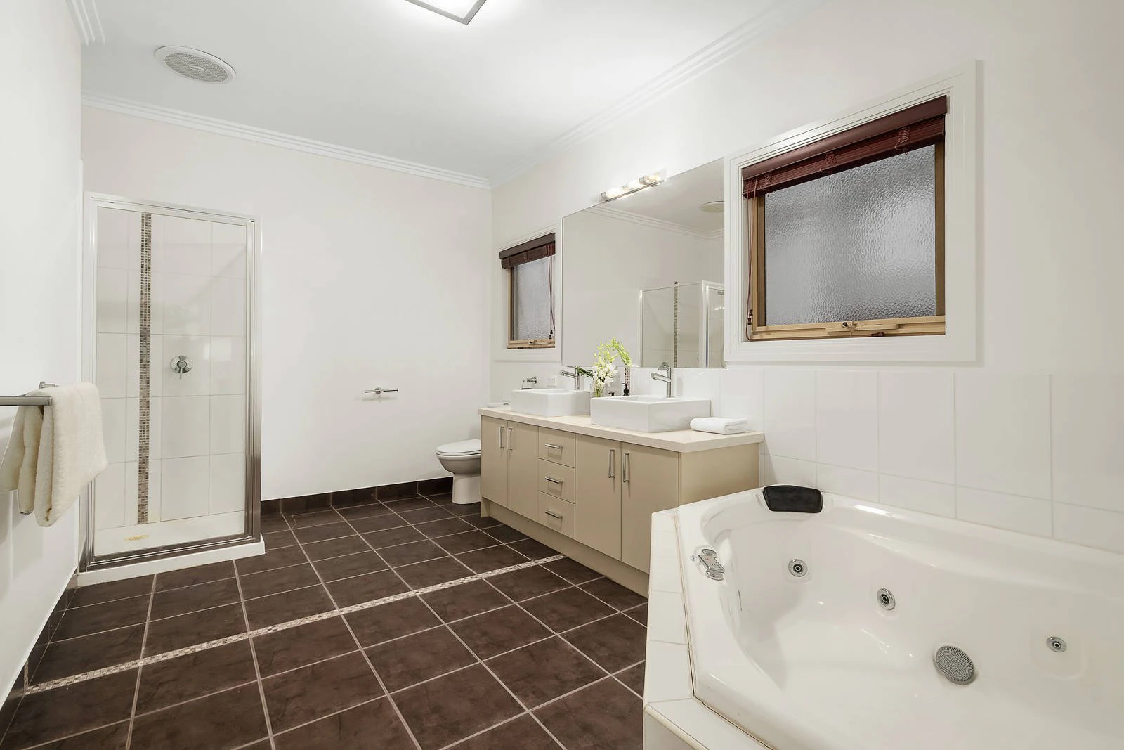 13 Hortense Street, Glen Iris, VIC