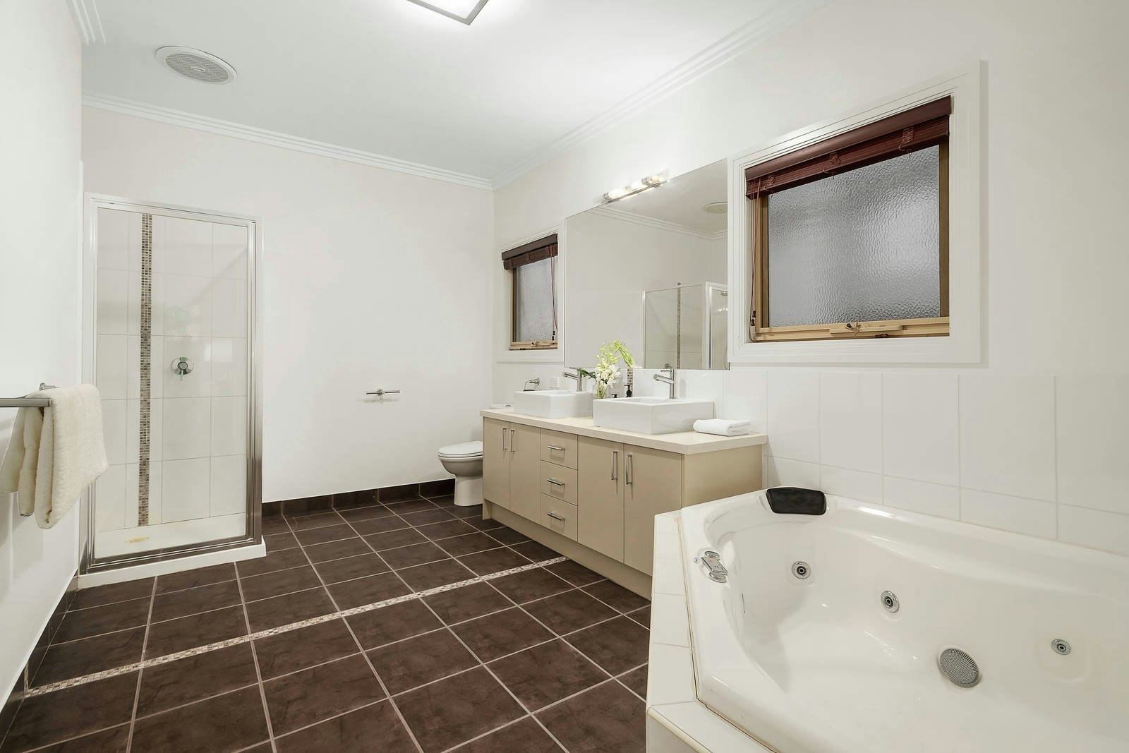 13 Hortense Street, Glen Iris, VIC