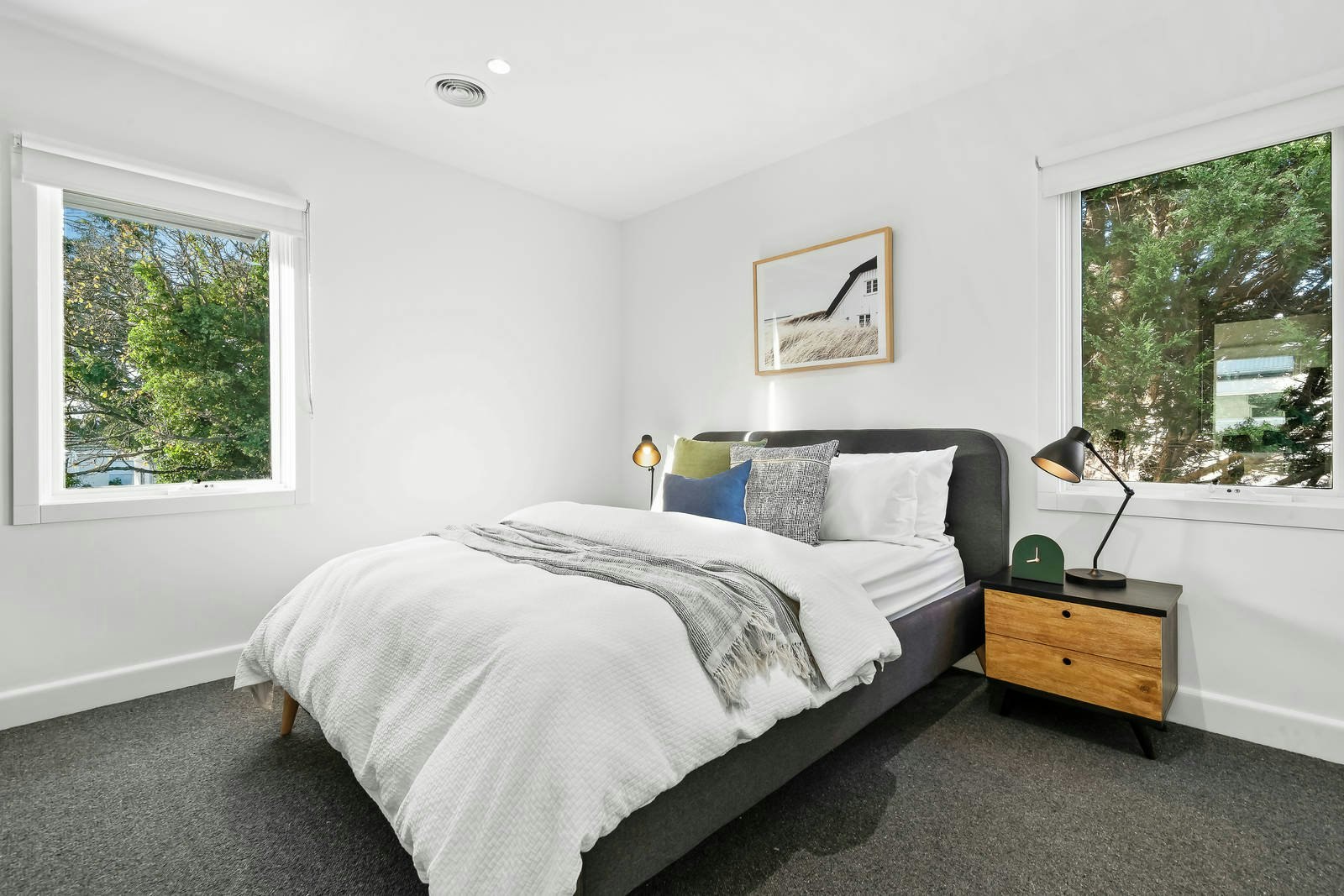 17 Teddington Road, Hampton, VIC