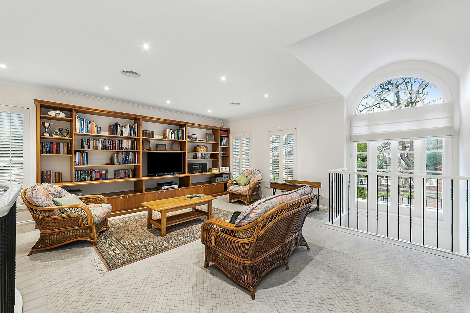 10 Dixon Street, Glen Iris, VIC