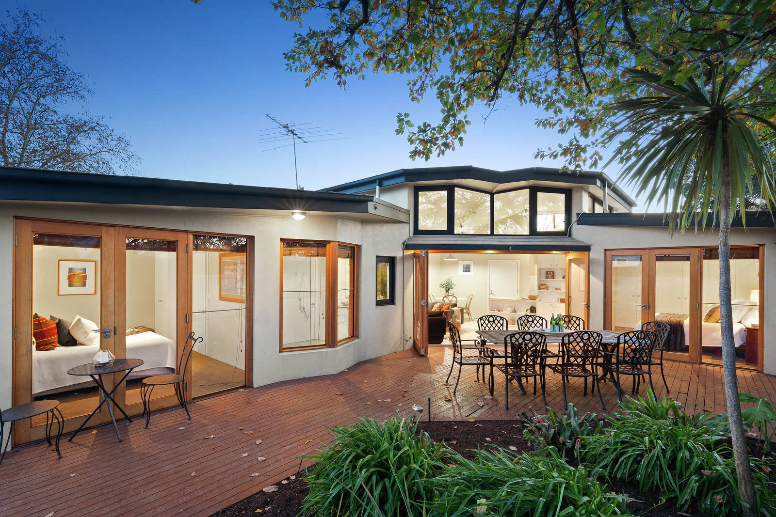 8 Raleigh Street, Malvern, VIC