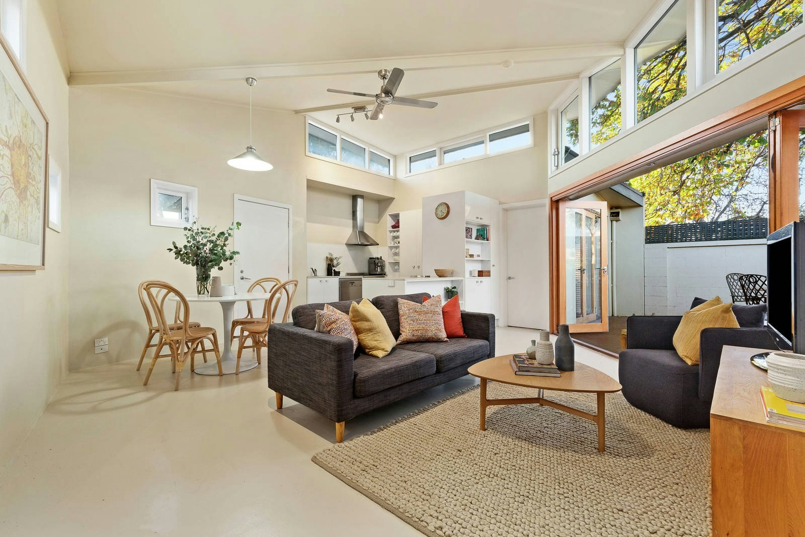 8 Raleigh Street, Malvern, VIC