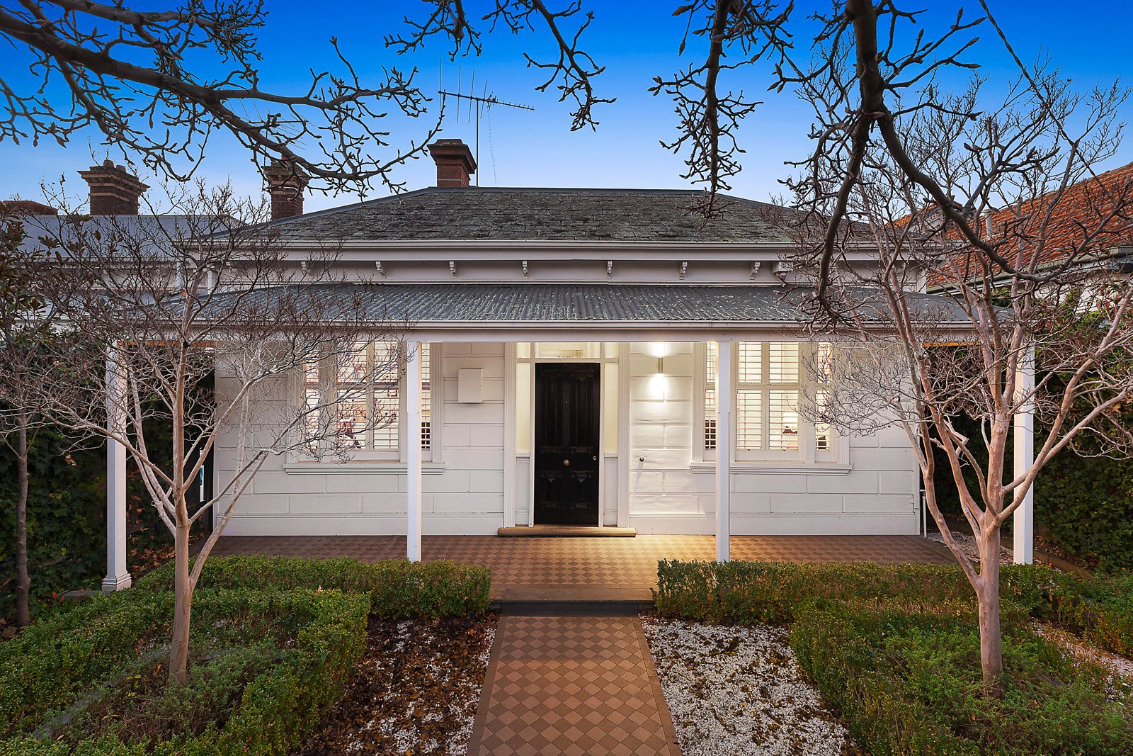 17 St Georges Road, Armadale, VIC