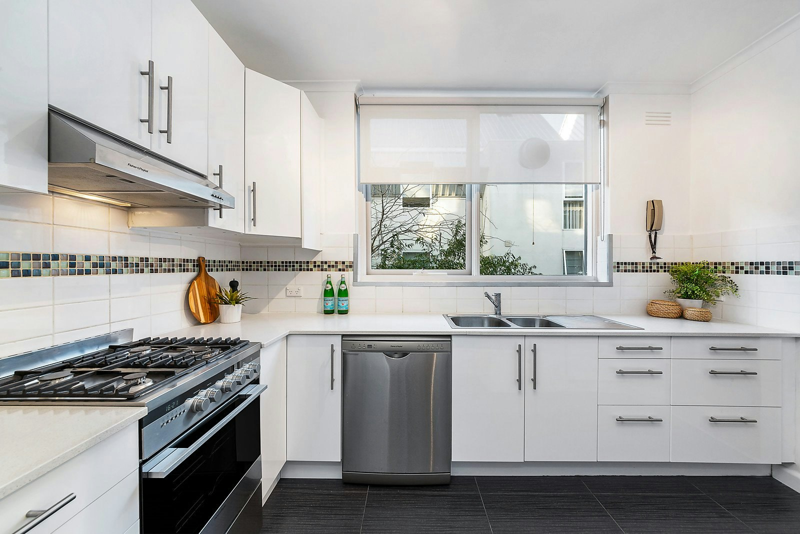 8/187 Auburn Road, Hawthorn, VIC