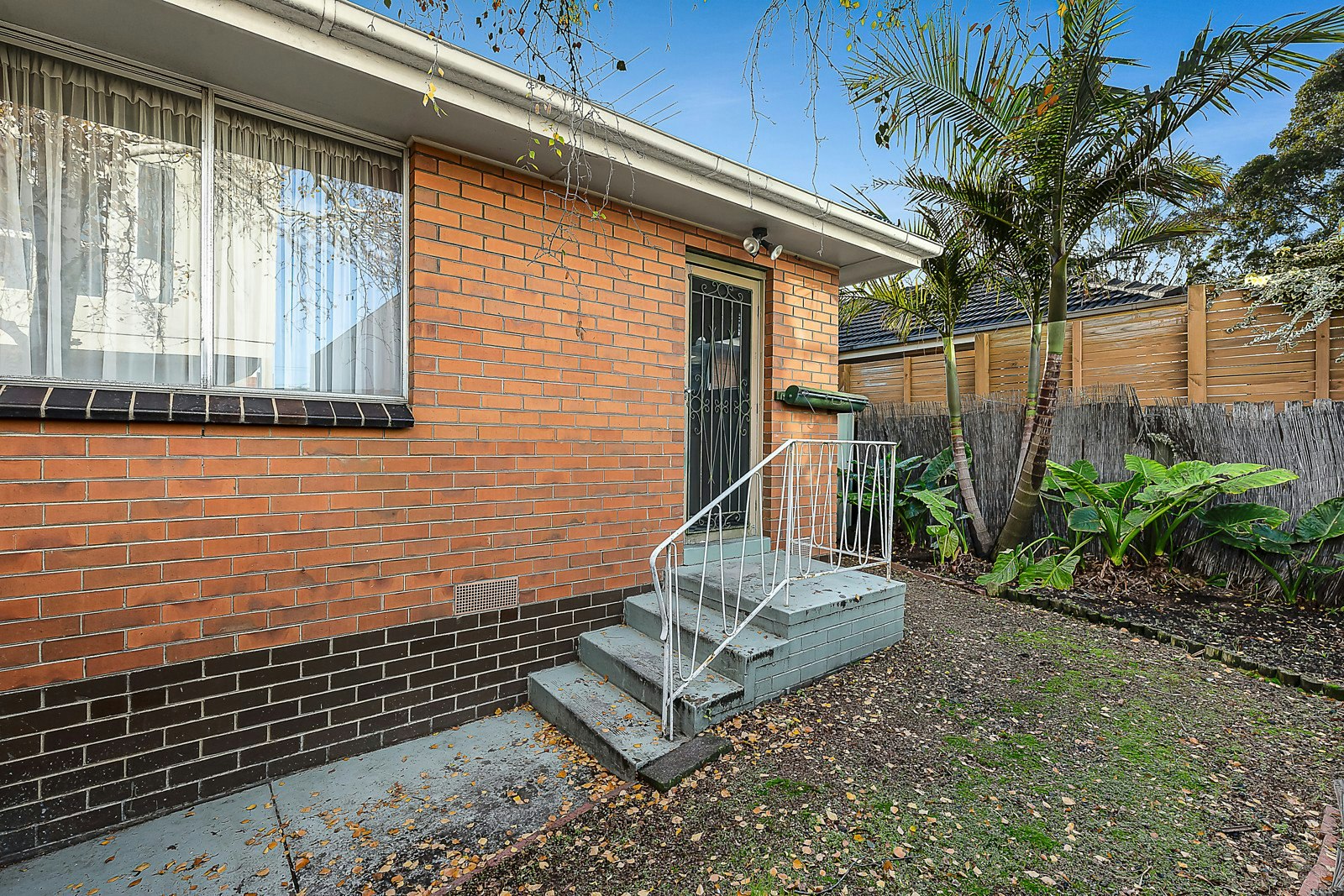 2/1 Glencairn Avenue, Camberwell, VIC
