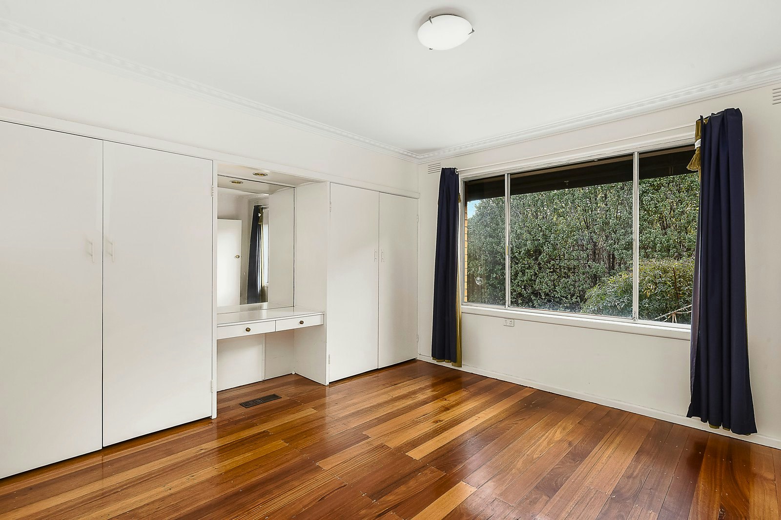 2/1 Glencairn Avenue, Camberwell, VIC
