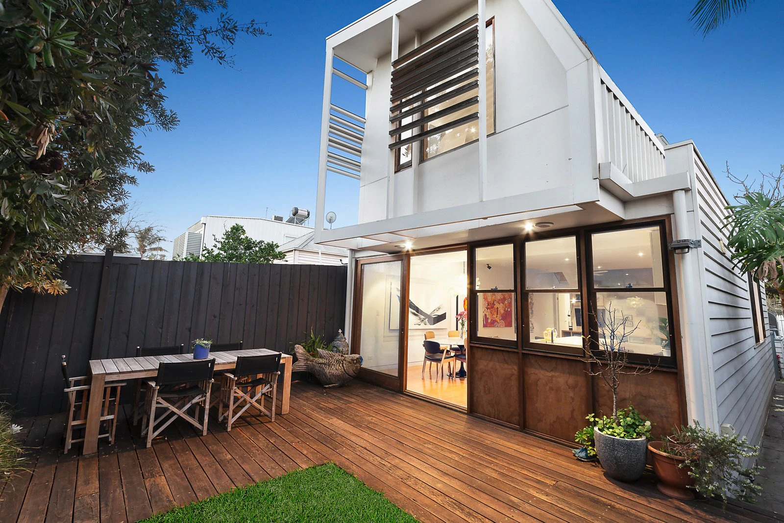 15 Linton Street, St Kilda East, VIC