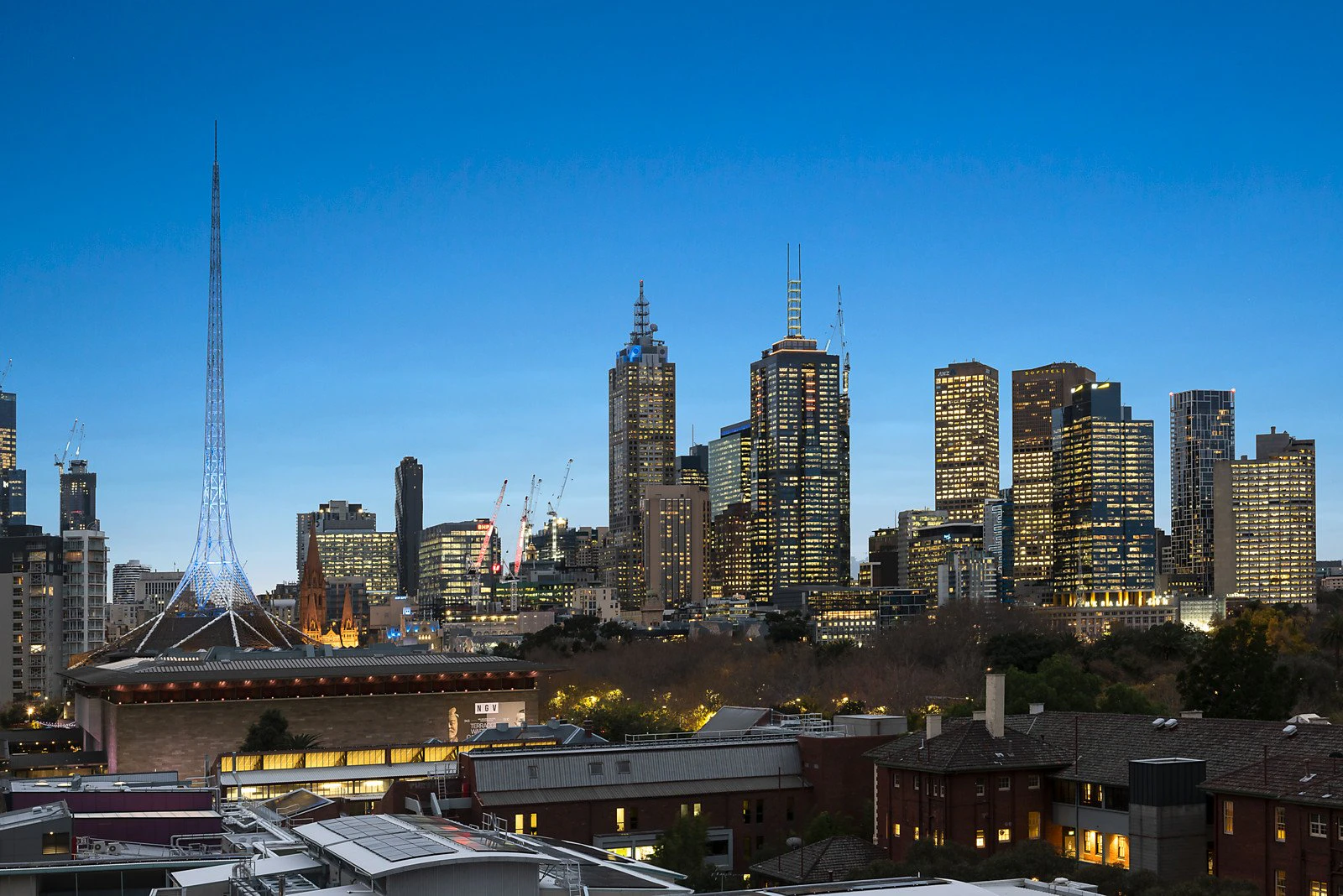 807/250 St Kilda Road, Southbank, VIC