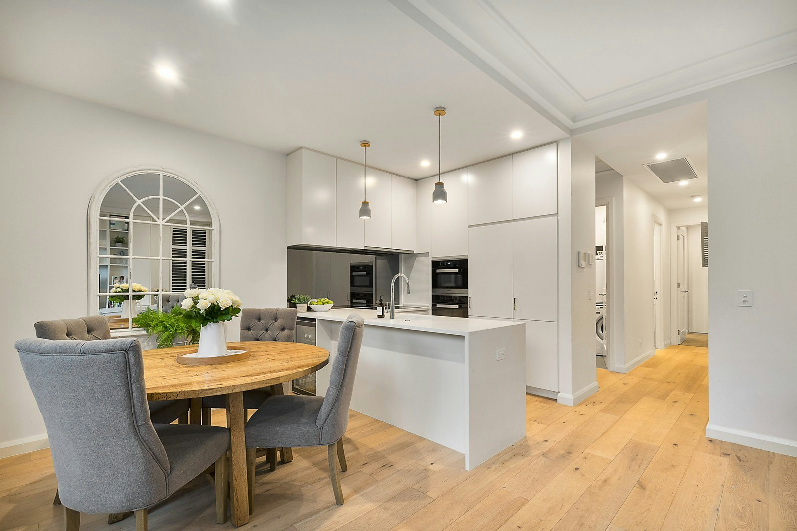 2/383 Wattletree Road, Malvern East, VIC