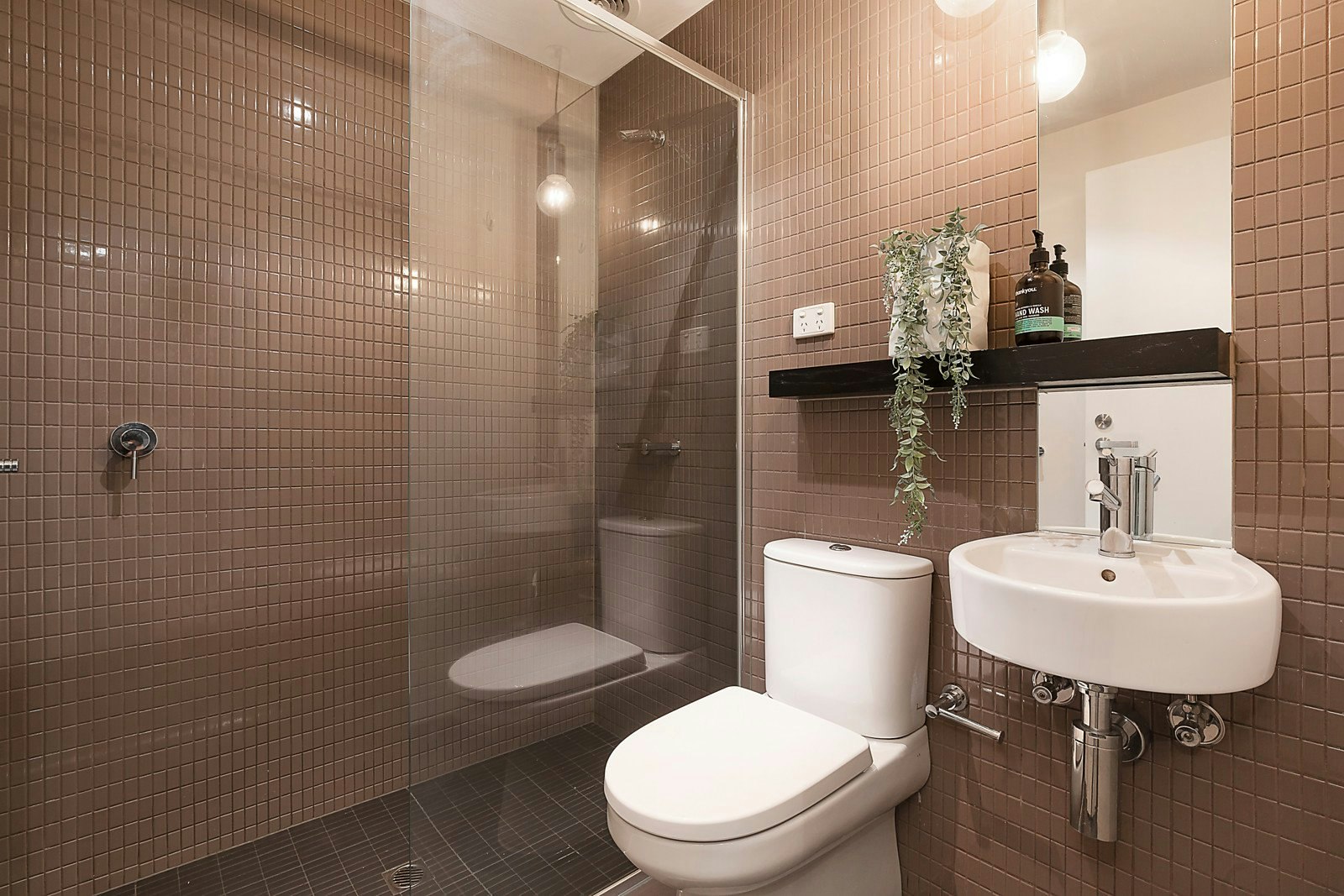 1409//7 Yarra Street, South Yarra, VIC