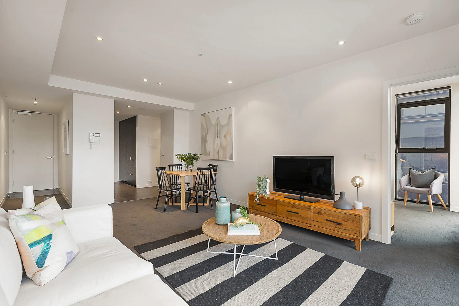 1409//7 Yarra Street, South Yarra, VIC