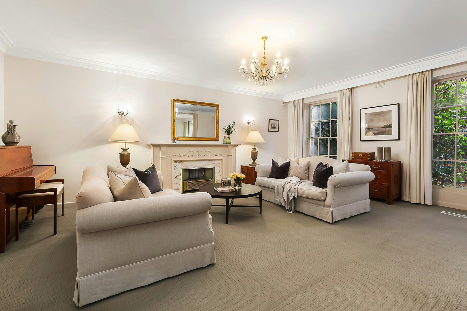 37 Douglas Street, Toorak, VIC