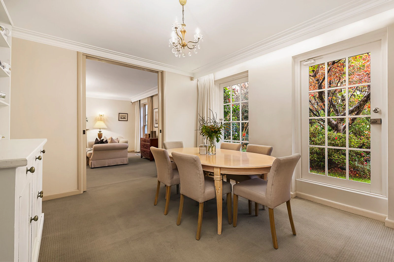37 Douglas Street, Toorak, VIC