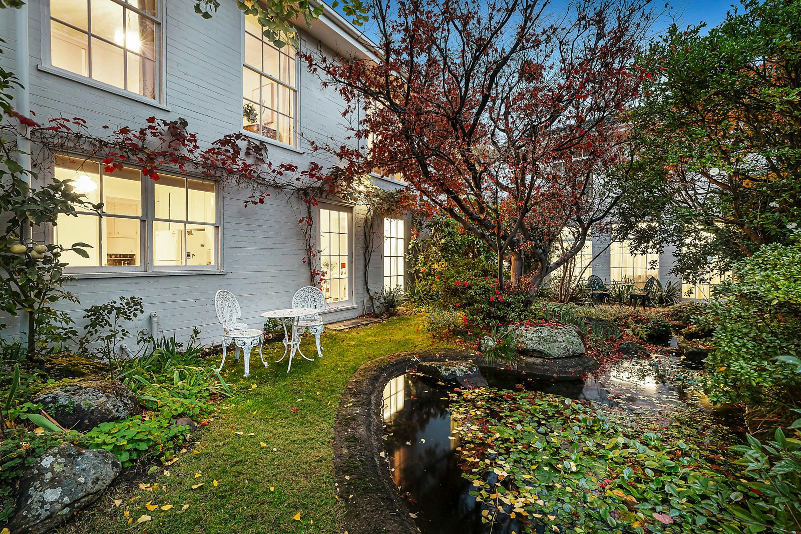 37 Douglas Street, Toorak, VIC