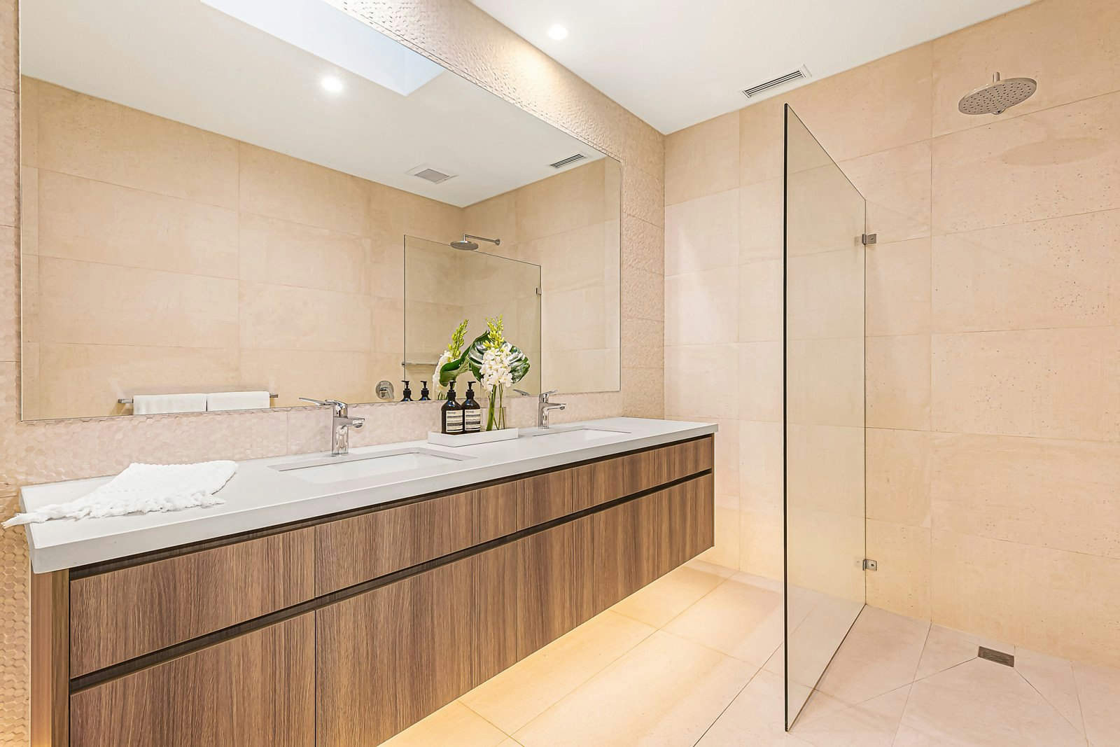 18A Silver Street, Malvern, VIC