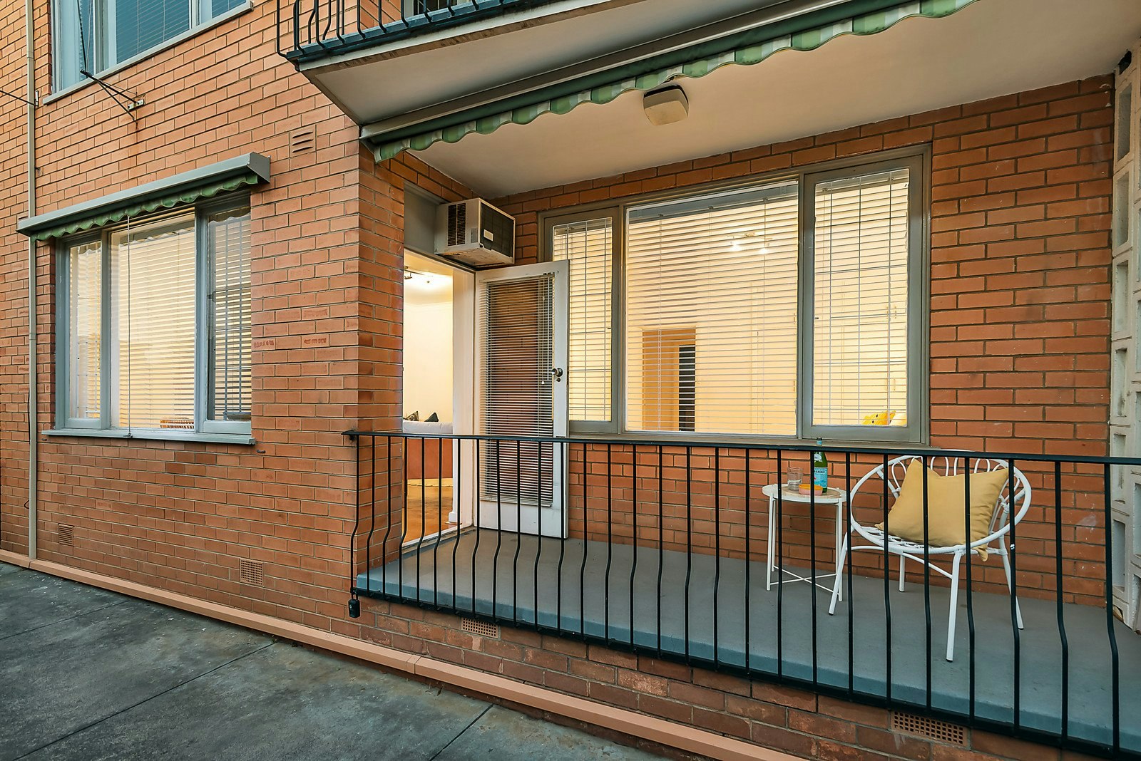 2/172 Wattletree Road, Malvern, VIC