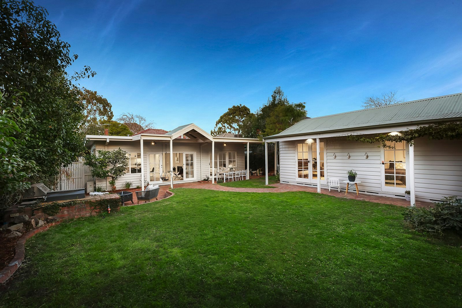 143 Oak Street, Beaumaris, VIC