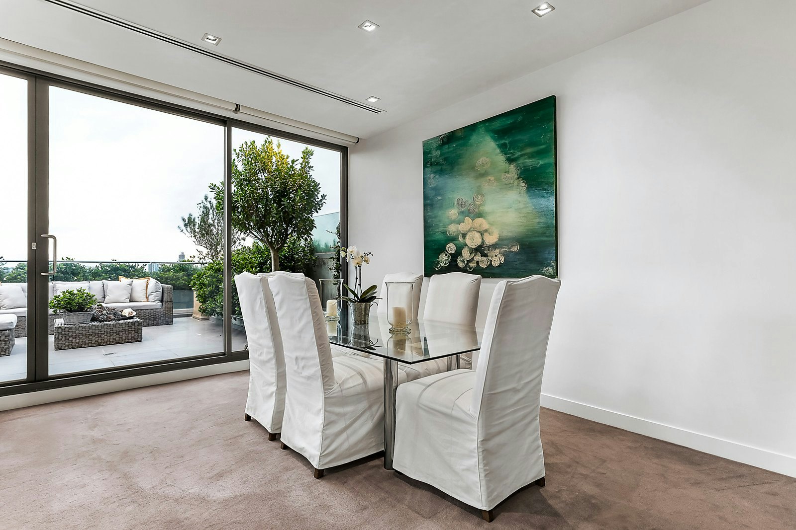 802/9 Eades Street, East Melbourne, VIC