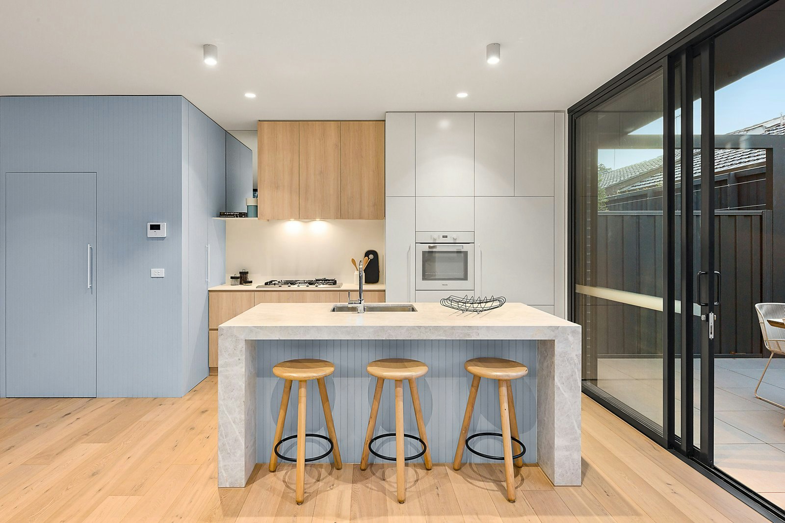 8/40 Walpole Street, Kew, VIC