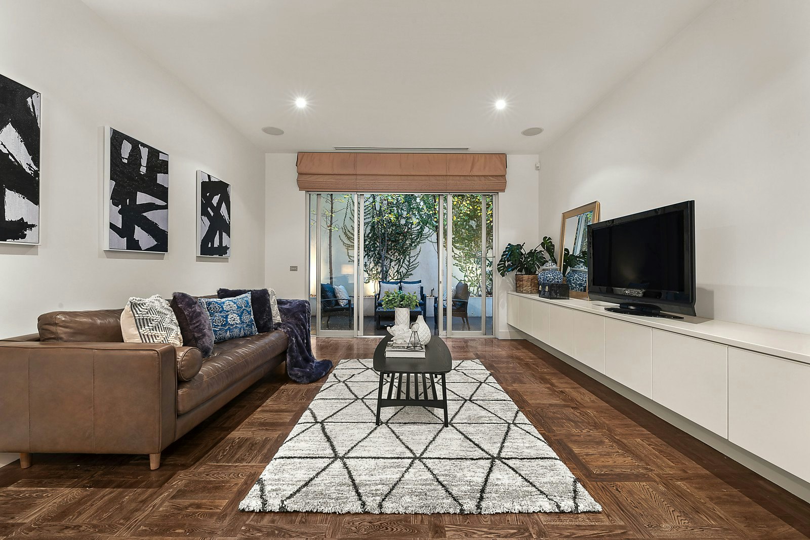 26 Cloverdale Avenue, Toorak, VIC