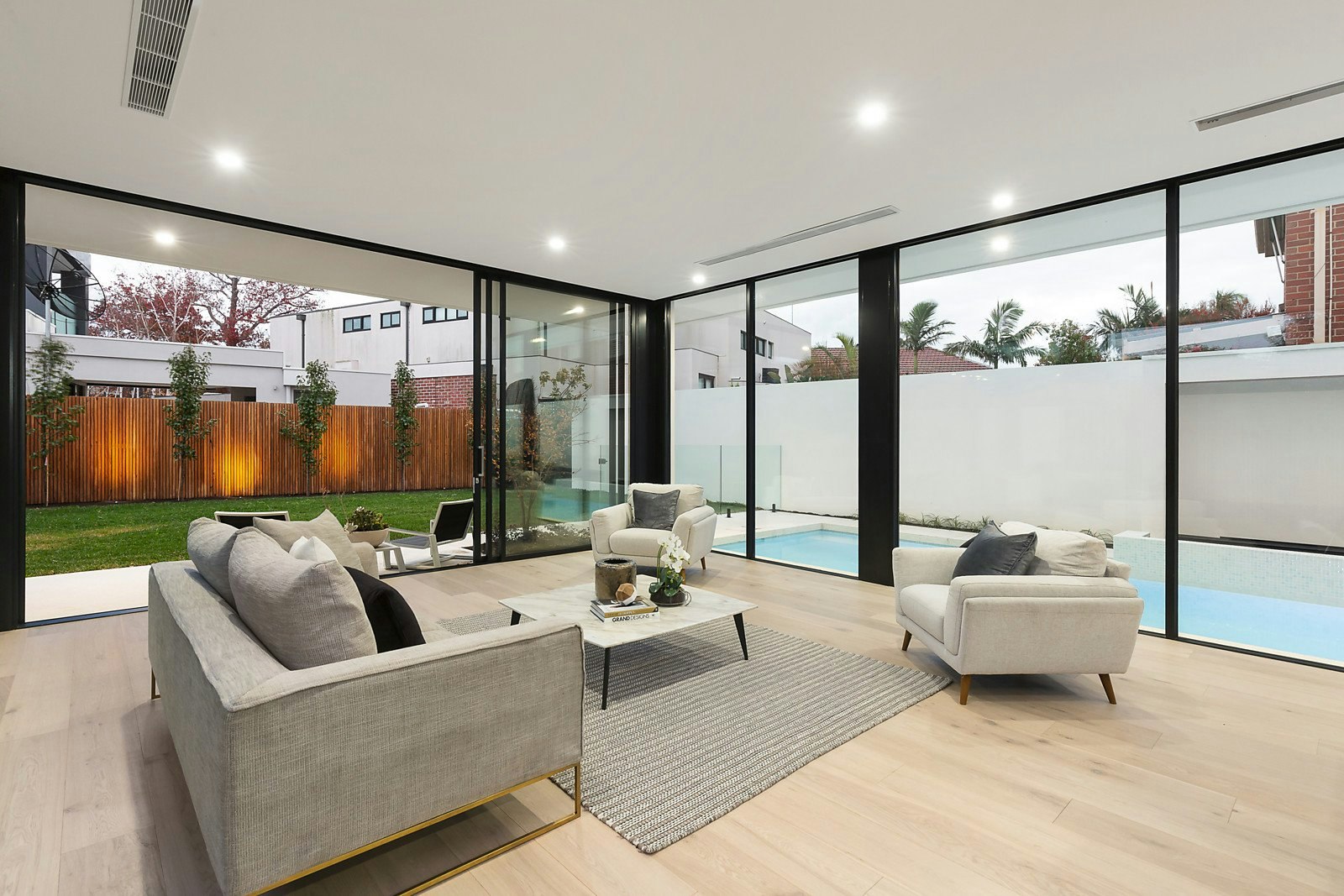 99 Roslyn Street, Brighton, VIC