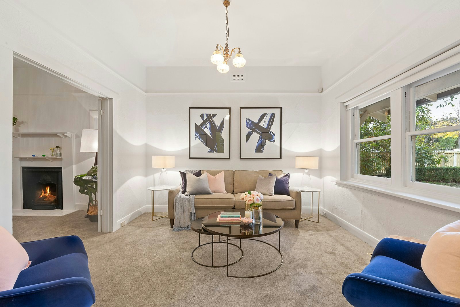 2 Kinloch Avenue, Mont Albert, VIC