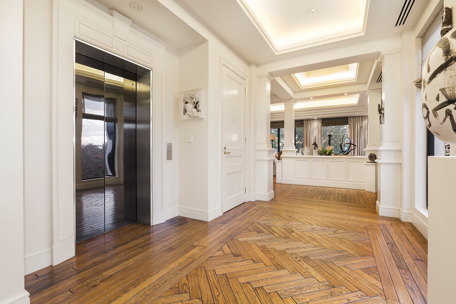 Penthouse, 2 Trawalla Avenue, Toorak - Thumbnail 4