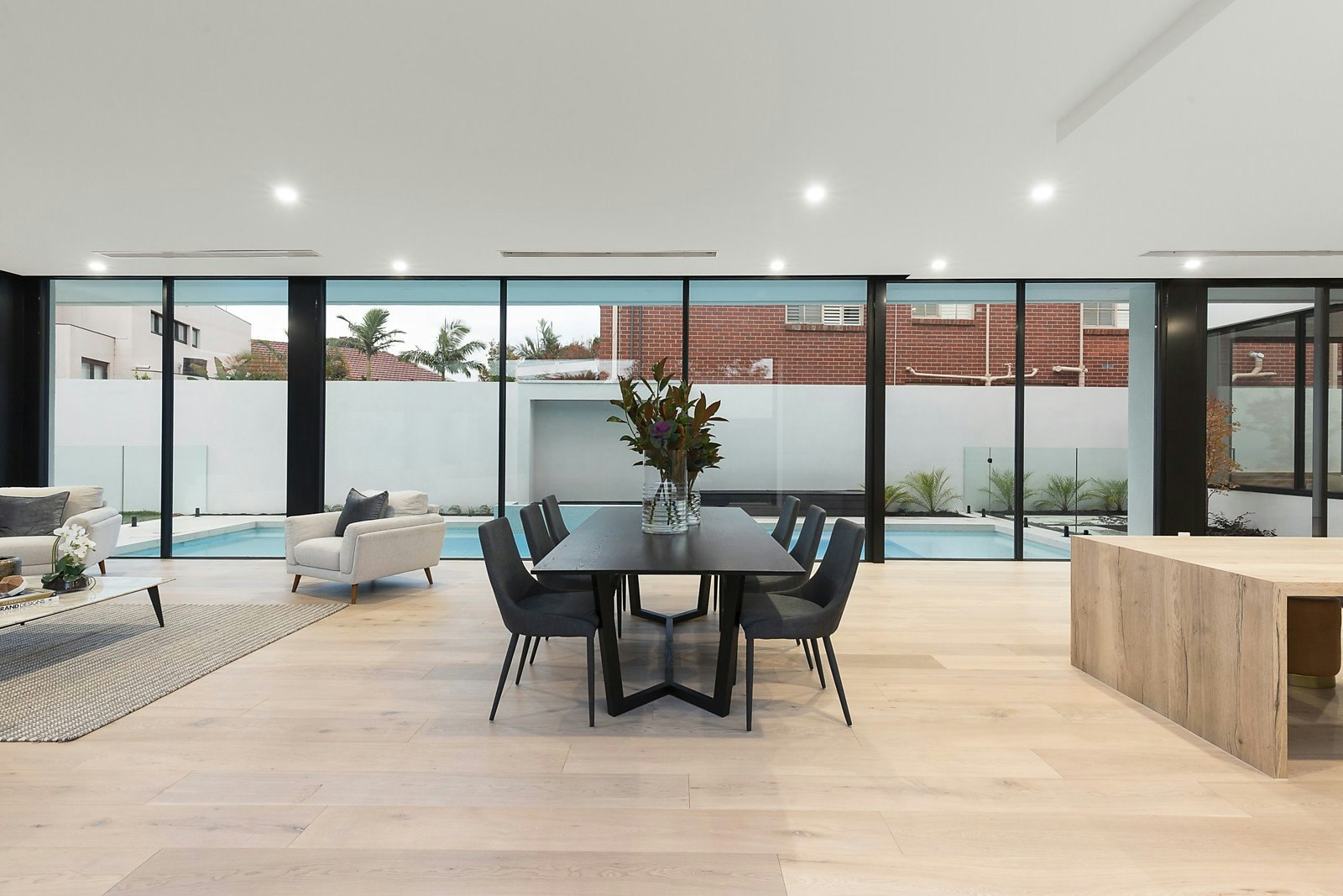 99 Roslyn Street, Brighton, VIC