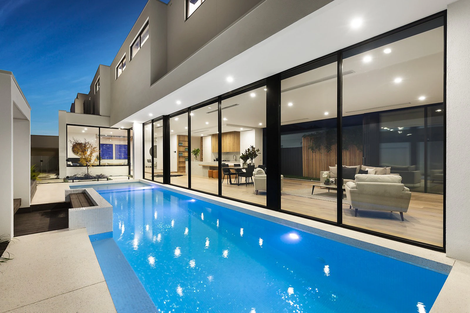 99 Roslyn Street, Brighton, VIC