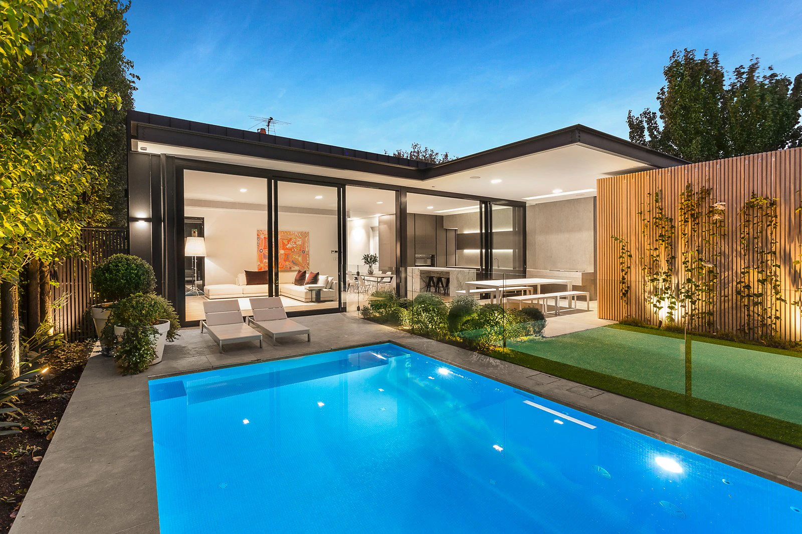 23 Barrington Avenue, Kew, VIC