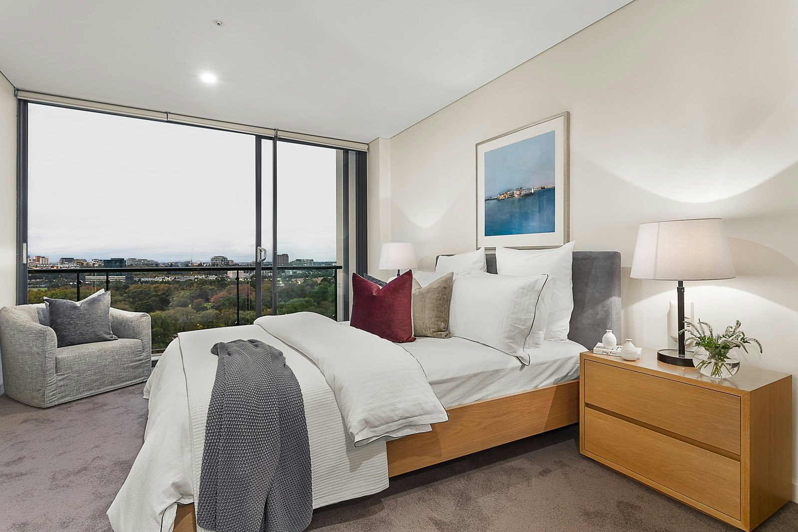 1708/250 St Kilda Road, Southbank, VIC