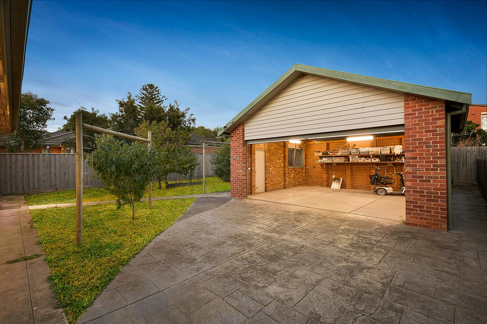 6 Raymond Court, Brighton East, VIC