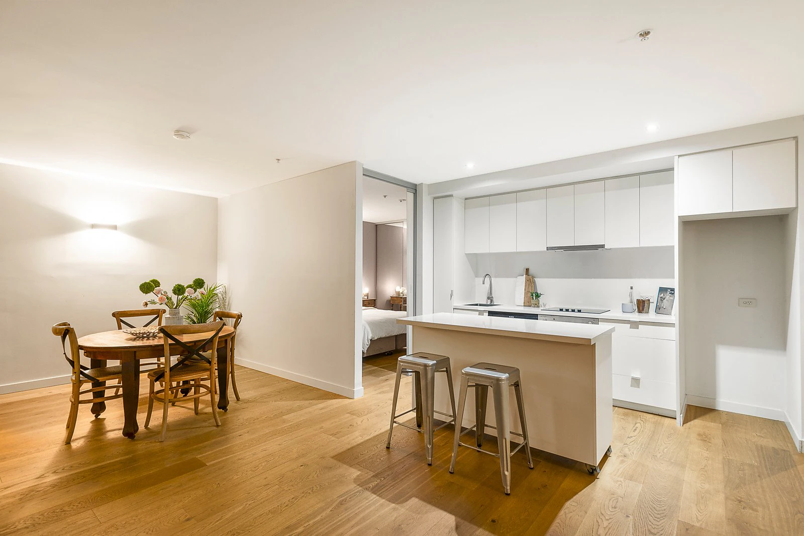 102/25 Pickles Street, Port Melbourne, VIC