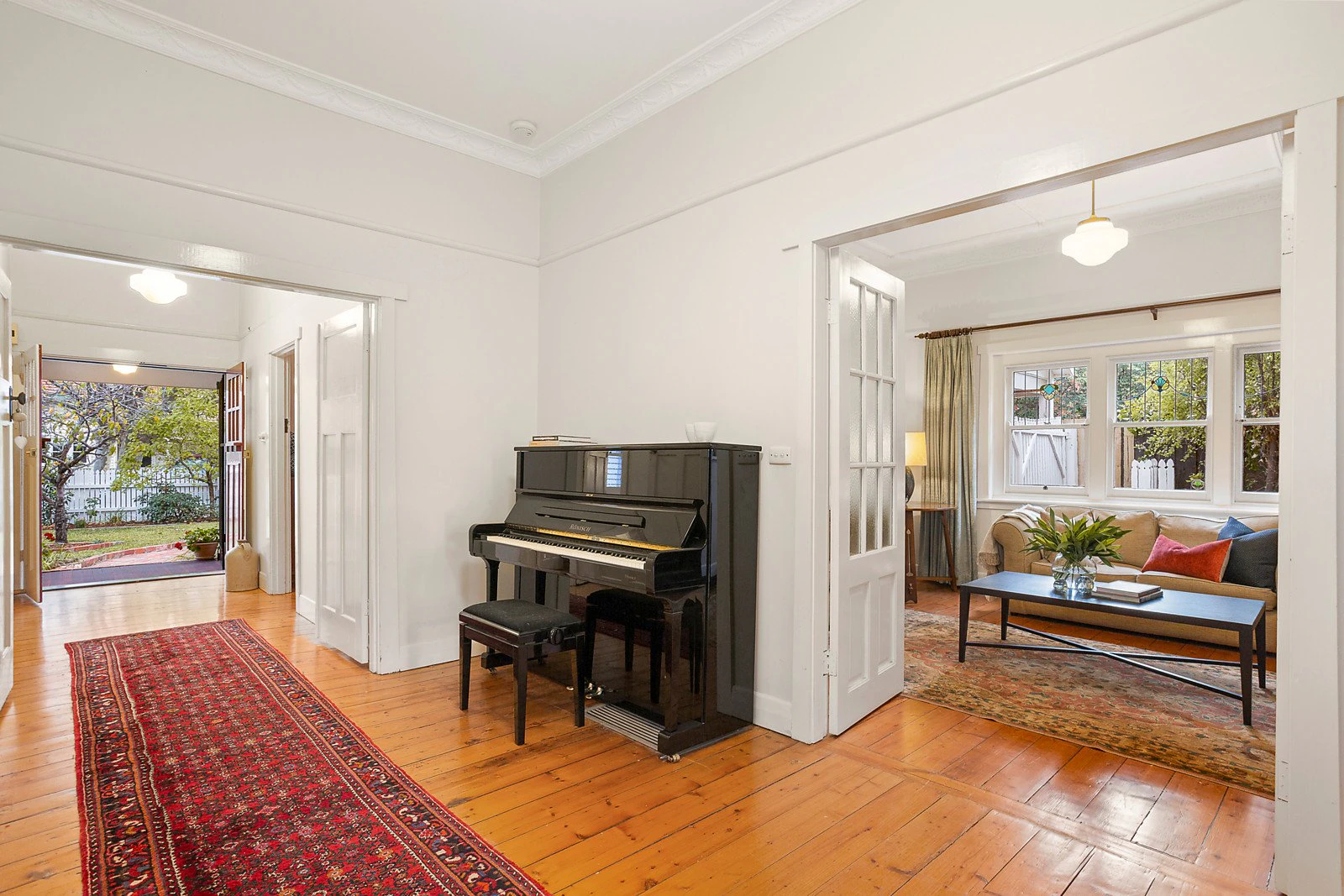 20 Chaucer Avenue, Malvern East, VIC