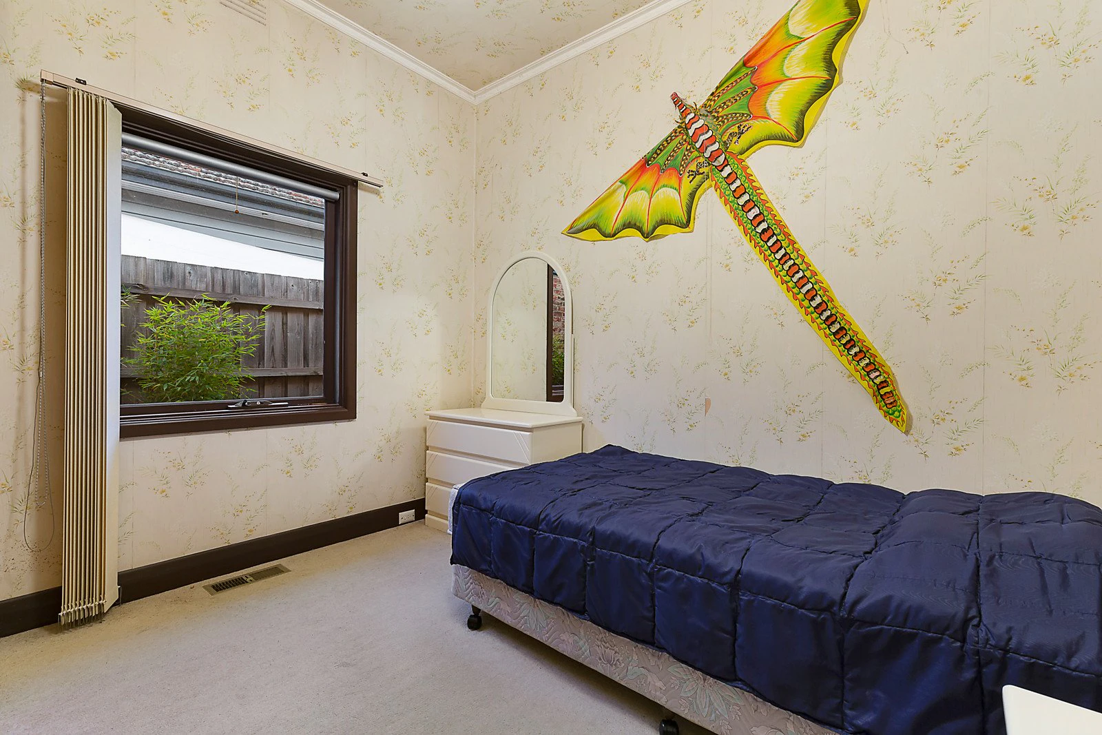 16 Queens Parade, Glen Iris, VIC