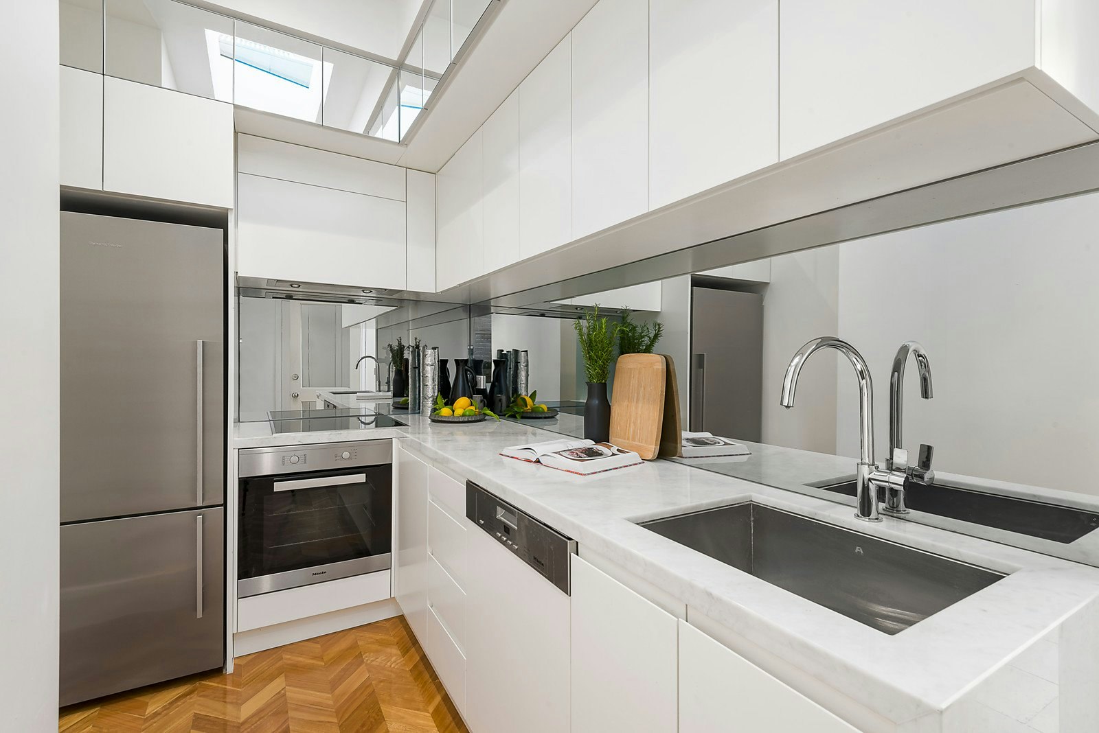 4 Clendon Road, Armadale, VIC