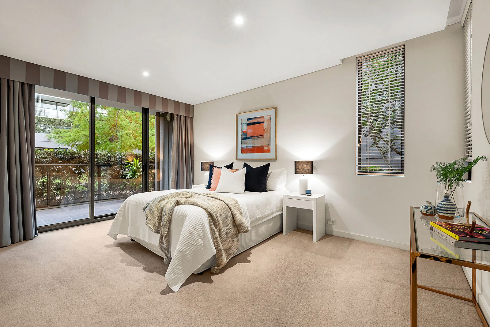 1/53 Chaucer Crescent, Canterbury, VIC