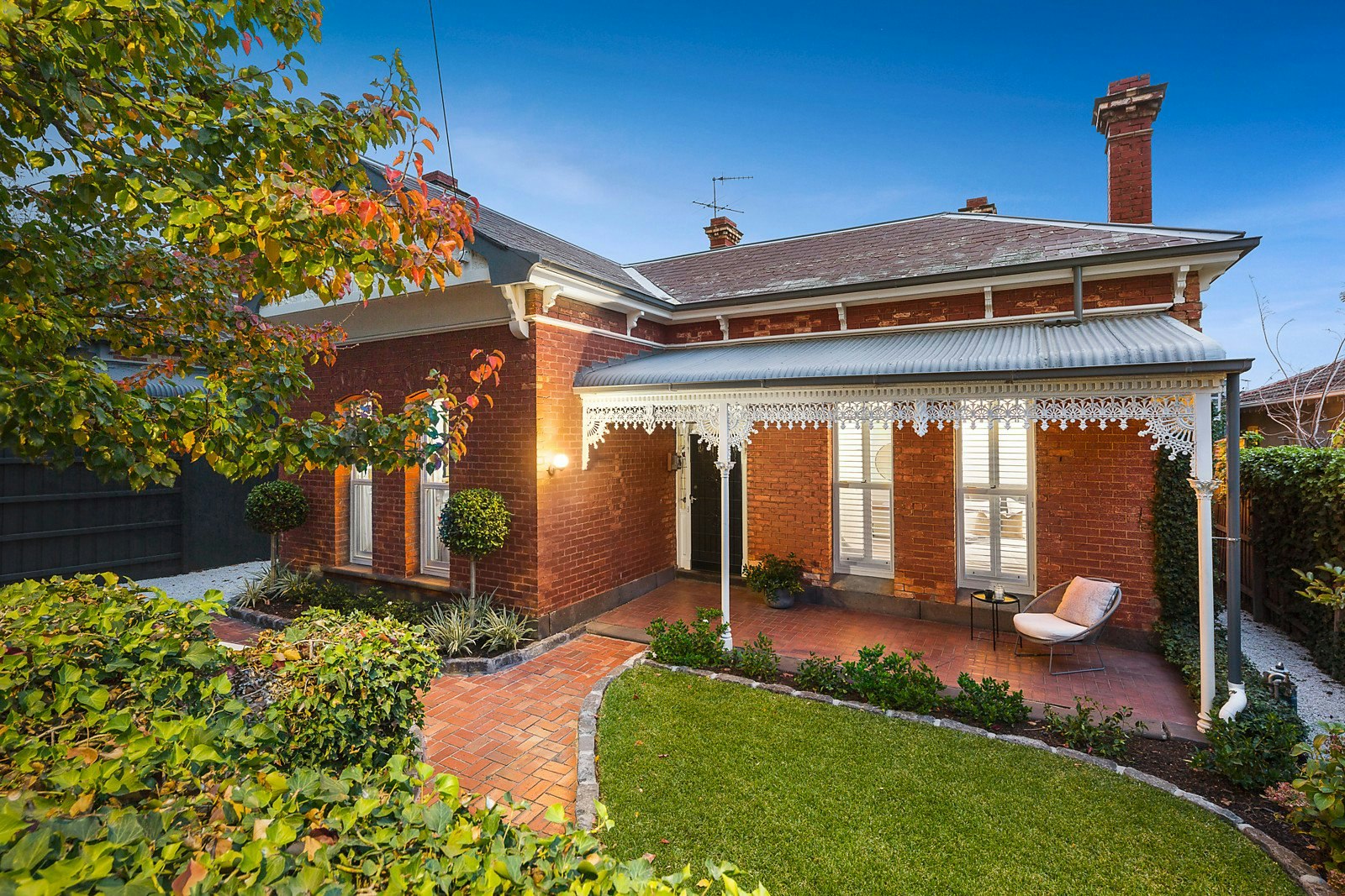 12 Royal Crescent, Armadale, VIC