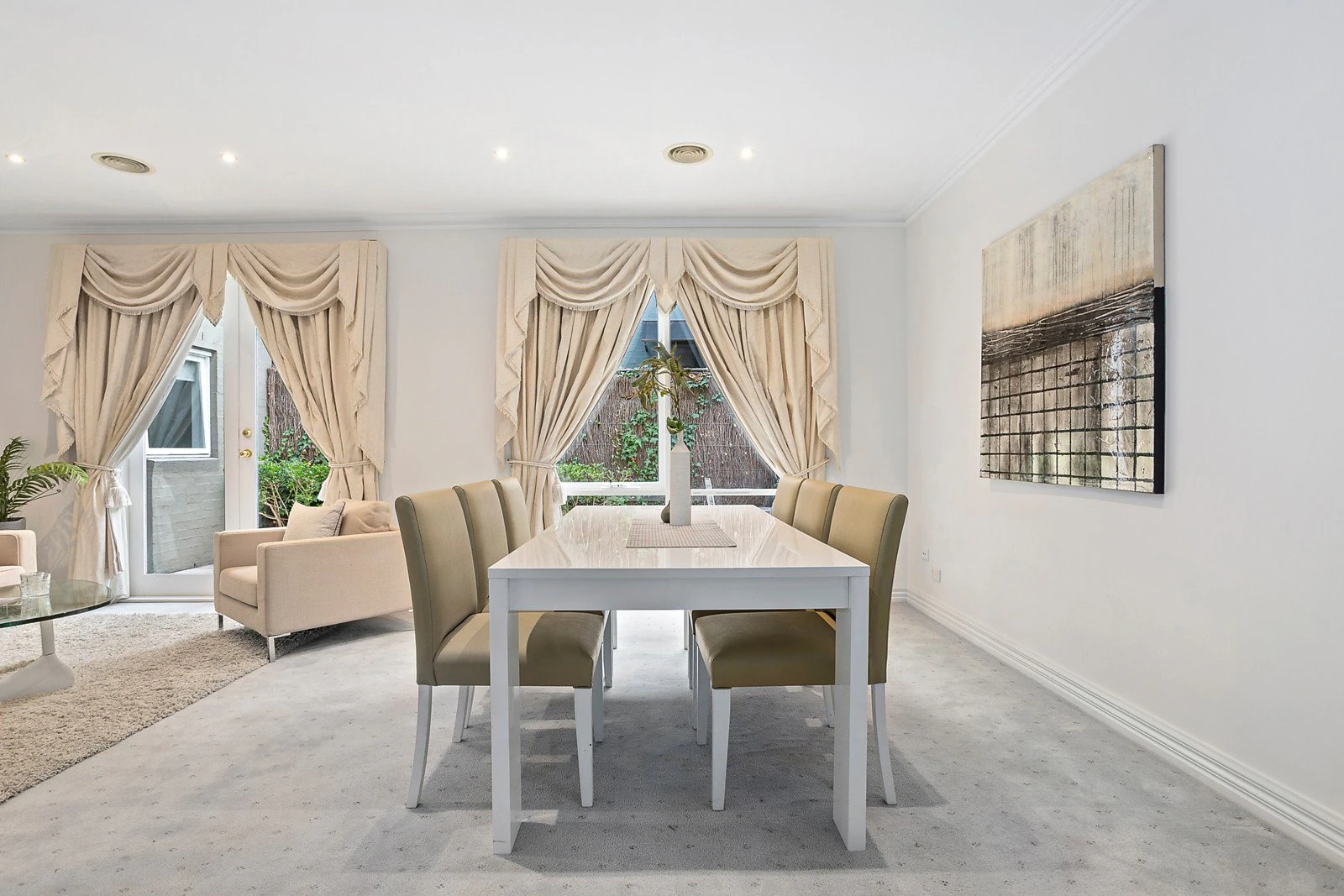 101B Windsor Crescent, Mont Albert, VIC