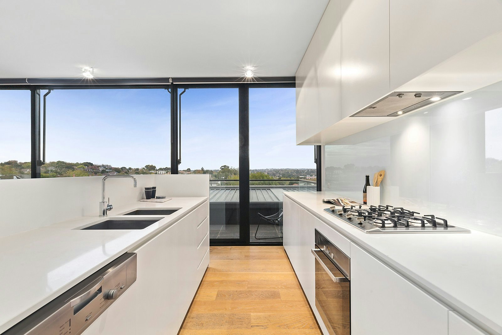 407/14 Elizabeth Street, Malvern, VIC