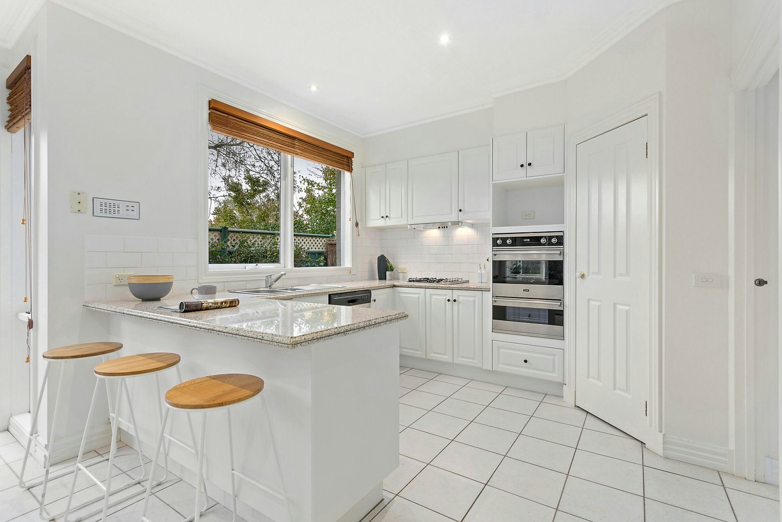 101B Windsor Crescent, Mont Albert, VIC