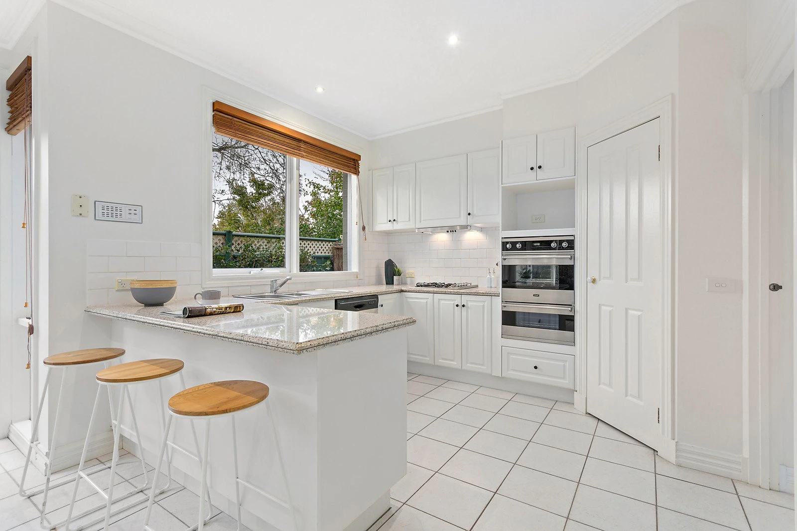 101B Windsor Crescent, Mont Albert, VIC