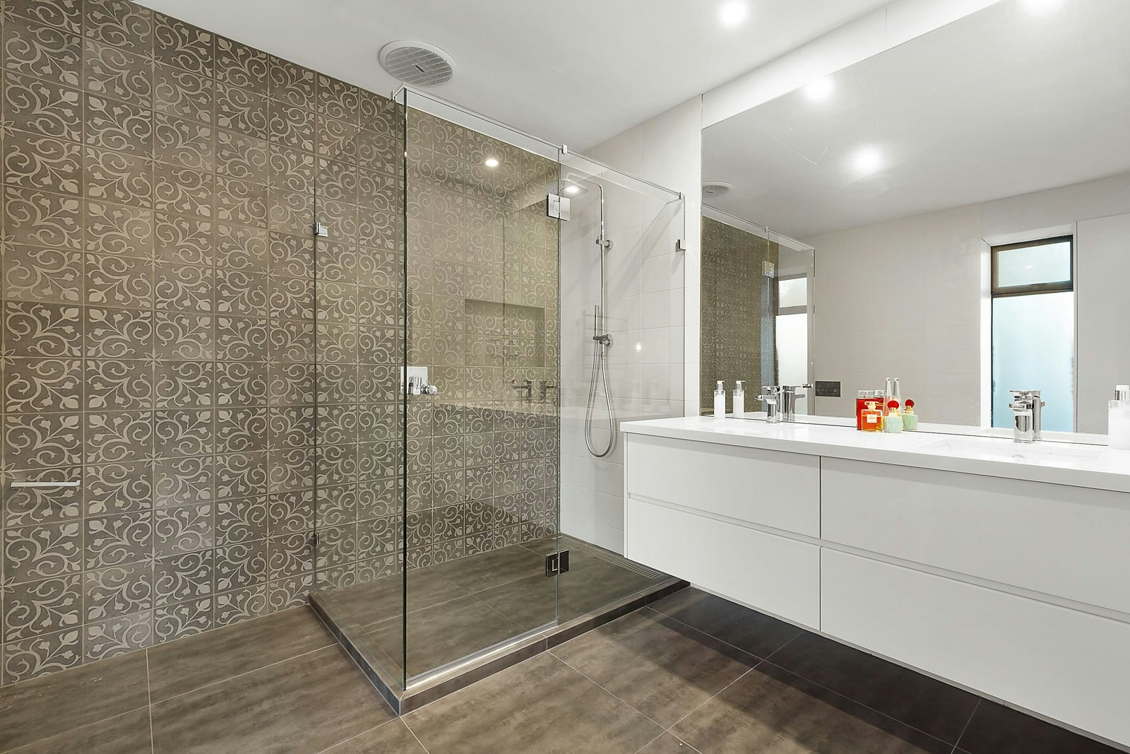 124 Winmalee Road, Balwyn, VIC