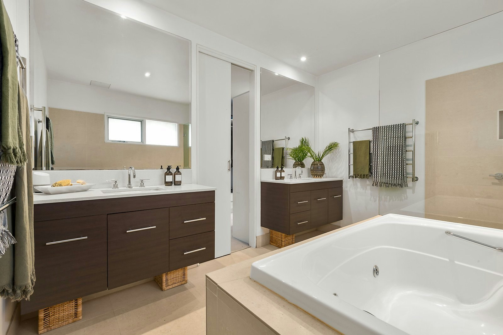 12 Milton Parade, Malvern, VIC