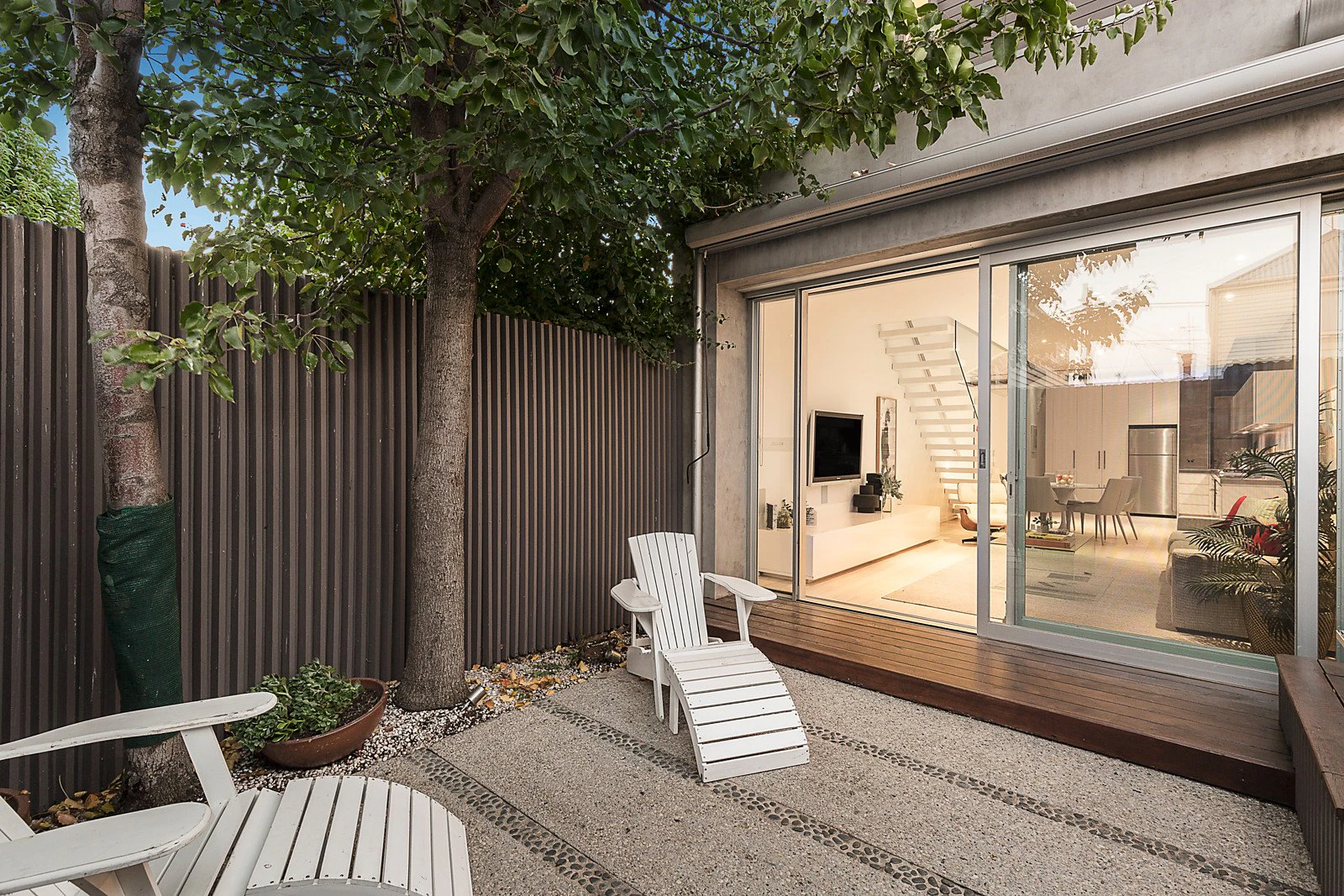 15 O'Grady Street, Albert Park, VIC