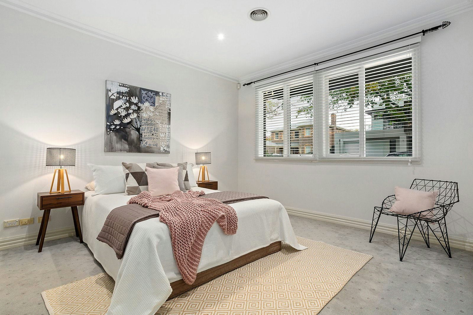 101B Windsor Crescent, Mont Albert, VIC