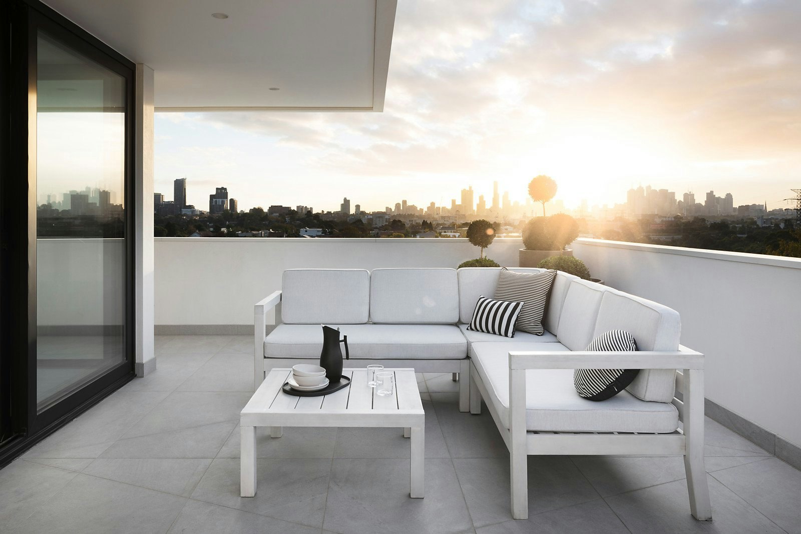 2 Chastleton Avenue, Toorak, VIC