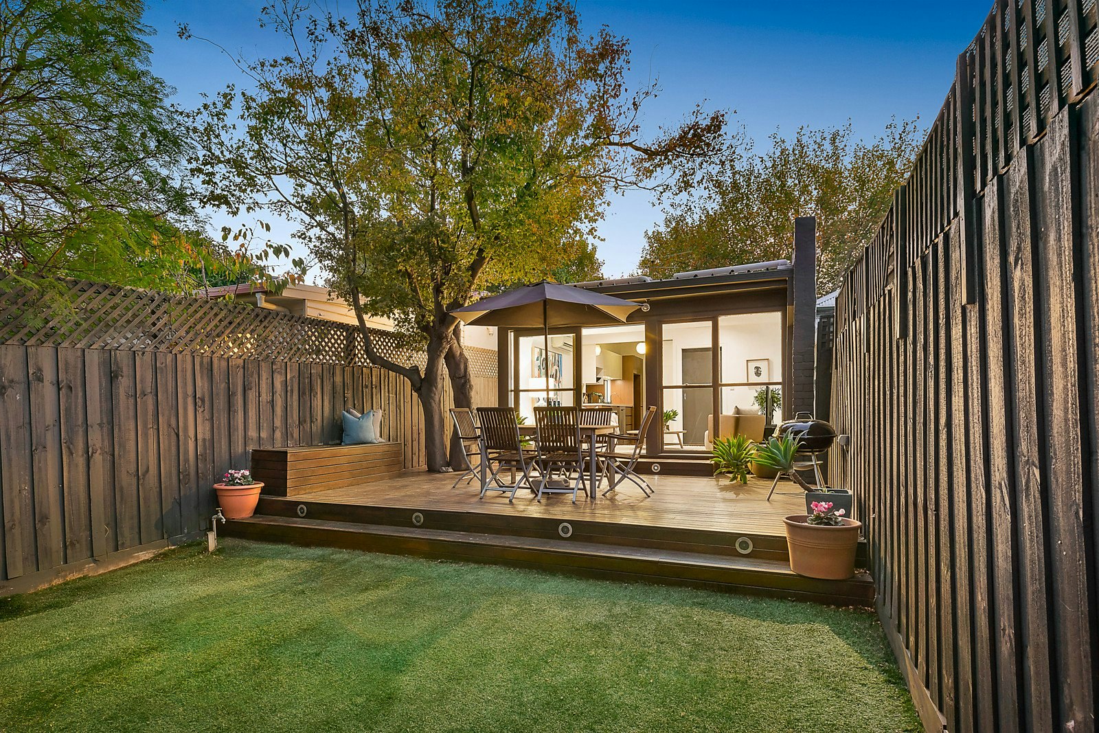 12 Emo Road, Malvern East, VIC