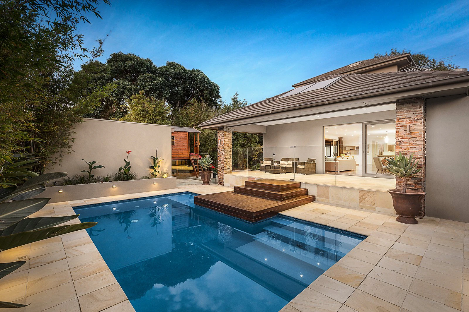 7 Chislehurst Road, Hampton, VIC