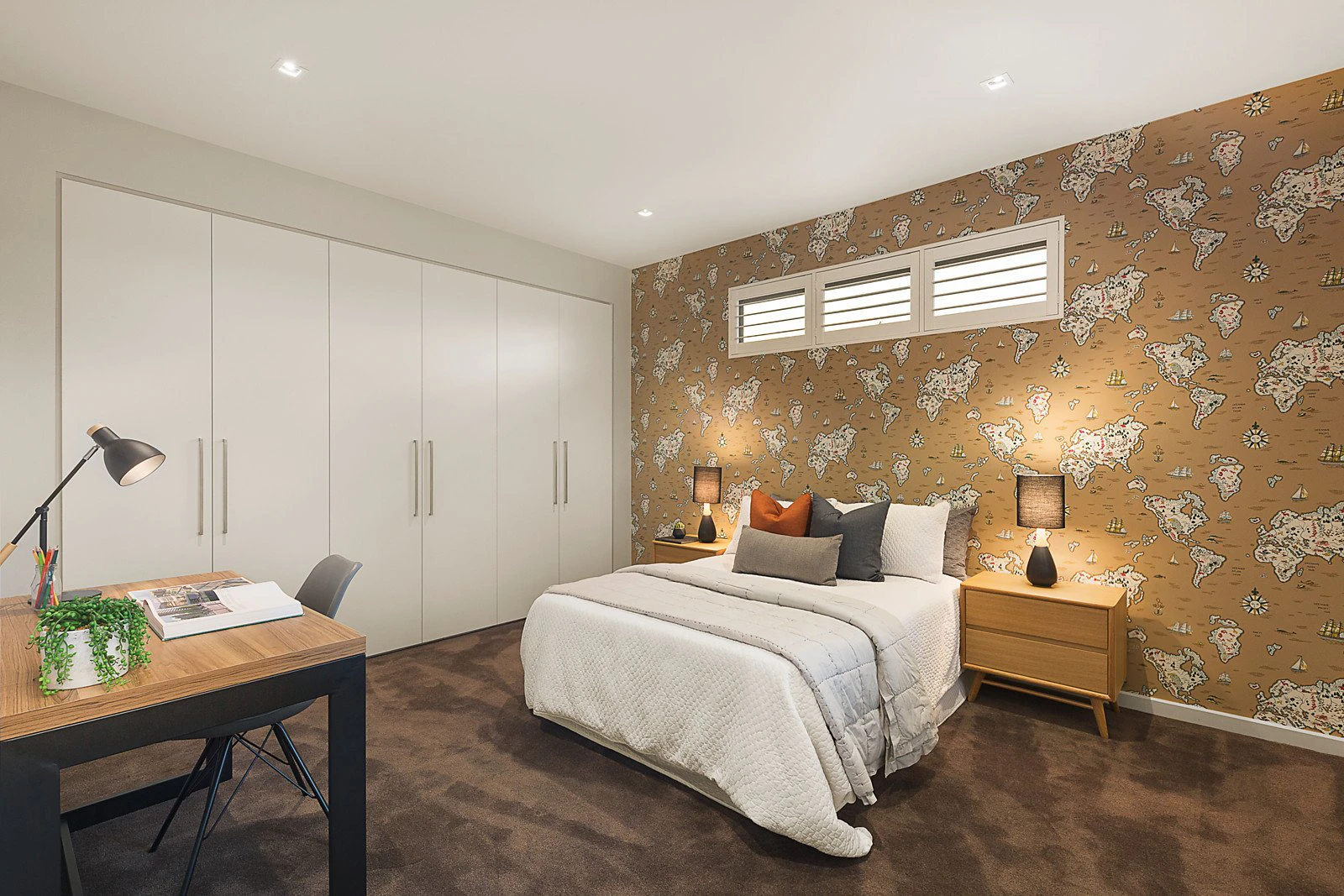 7 Chislehurst Road, Hampton, VIC